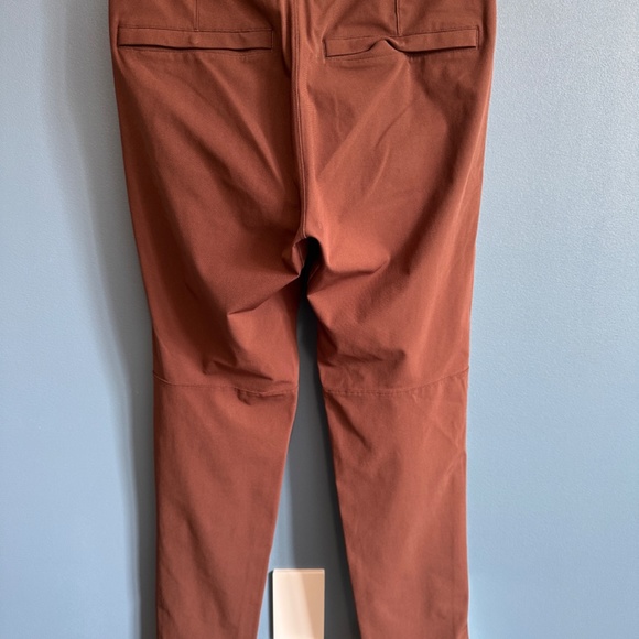 Commission Slim-Fit Pant 32" - Picture 2 of 3